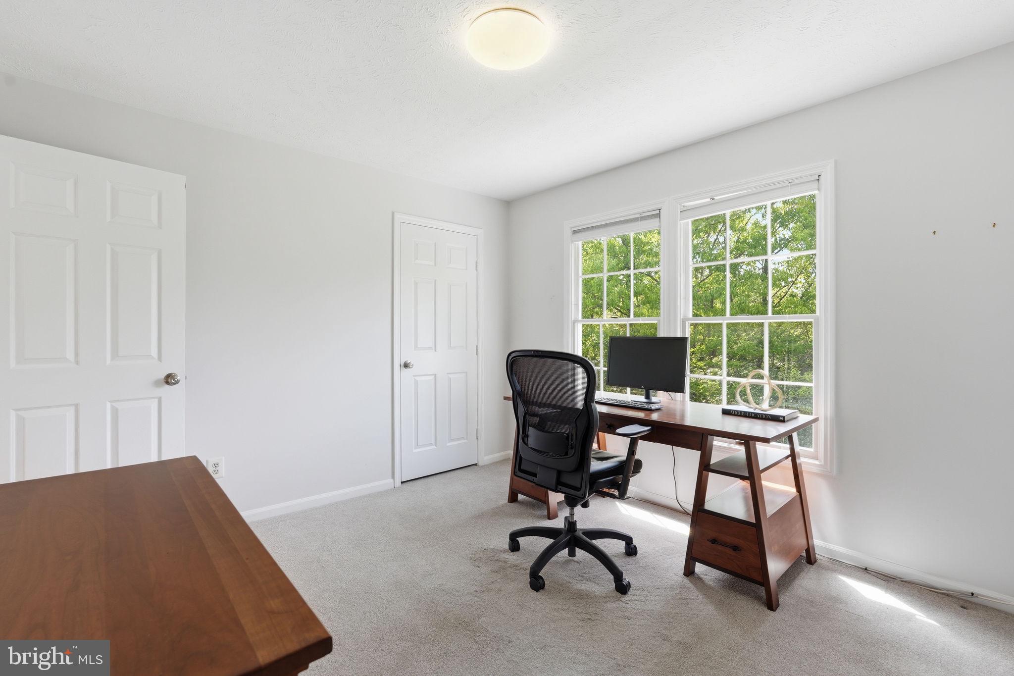 2324 Club Pond Lane Reston, VA 20191 - Photo 32 of 41