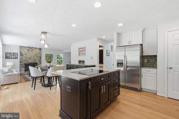 $1,049,900 | 2324 Club Pond Lane, Reston, VA 20191