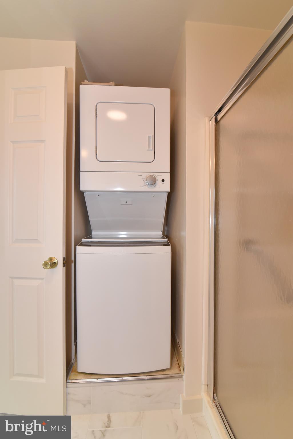 11238 Harbor Court, Unit 11238 Reston, VA 20191 - Photo 19 of 35 Gallery Image 19