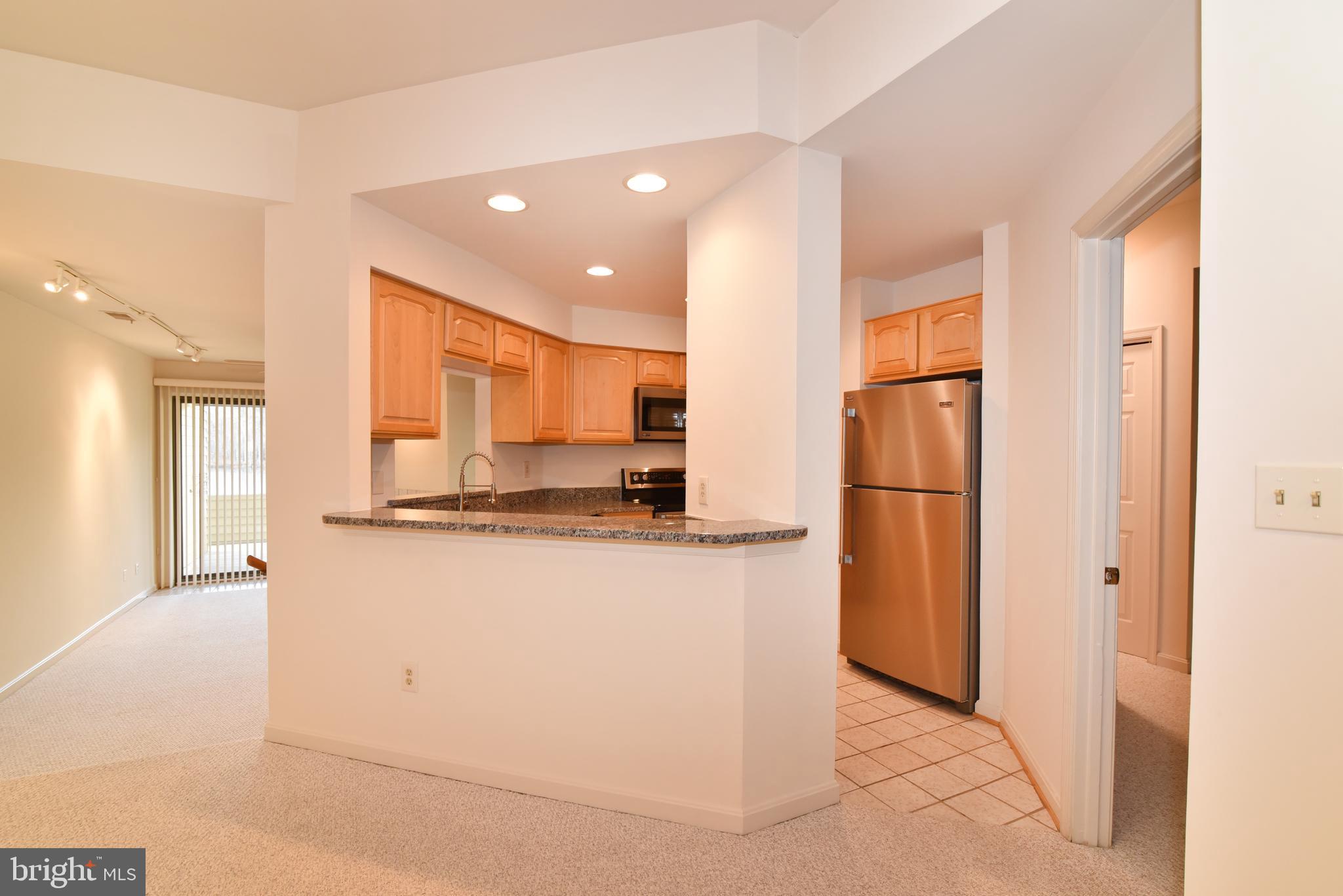 11238 Harbor Court, Unit 11238 Reston, VA 20191 - Photo 9 of 35 Gallery Image 9