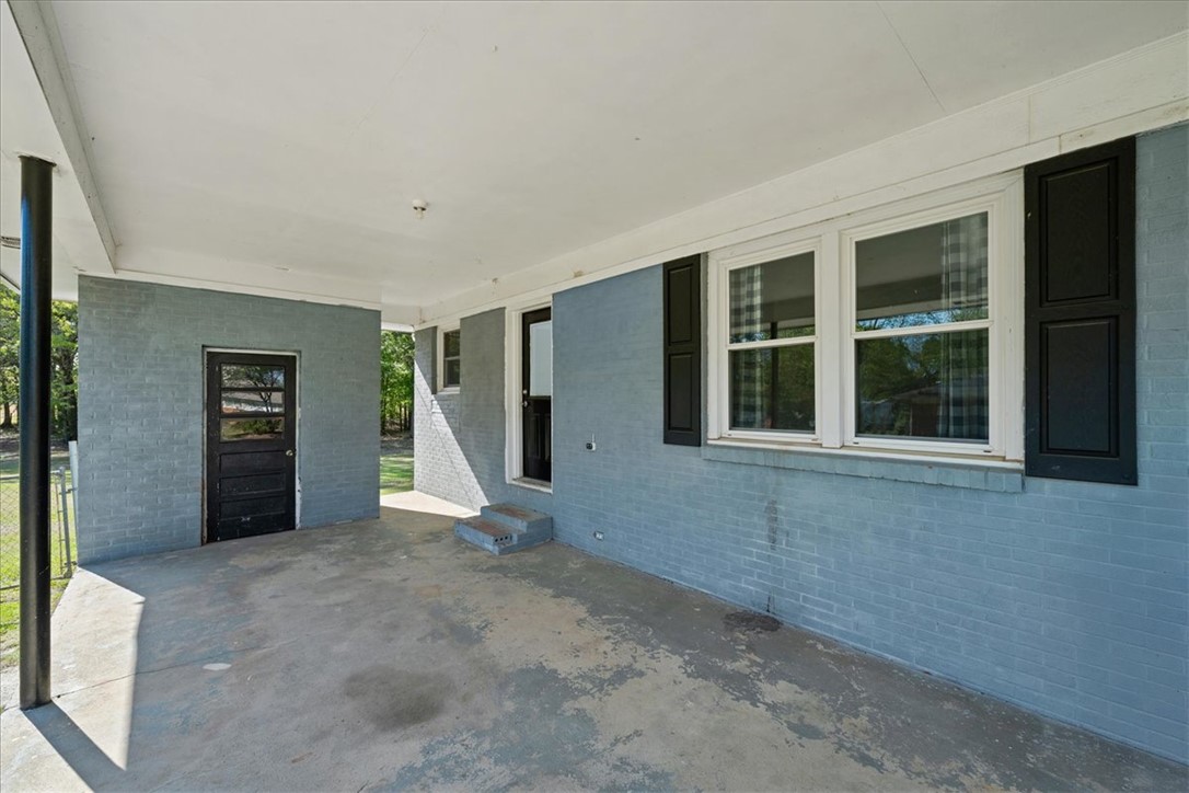 106 Torrington Road Walhalla, SC 29691 - Photo 4 of 29