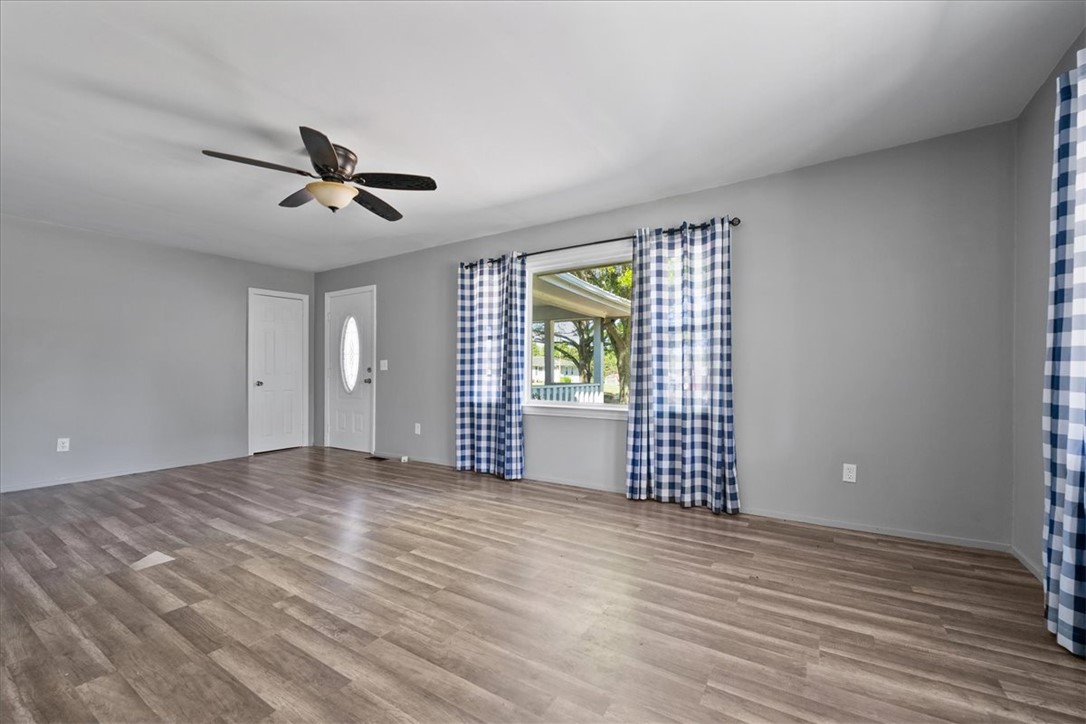 106 Torrington Road Walhalla, SC 29691 - Photo 5 of 29