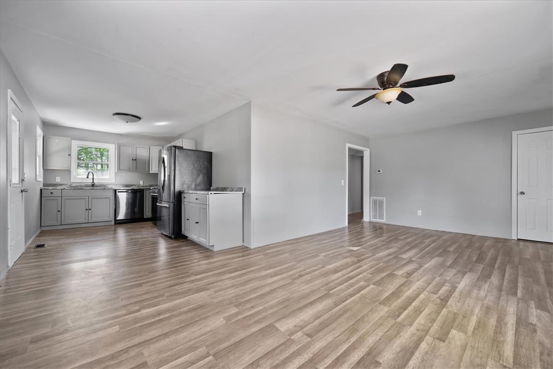 106 Torrington Road Walhalla, SC 29691 - Photo 7 of 29