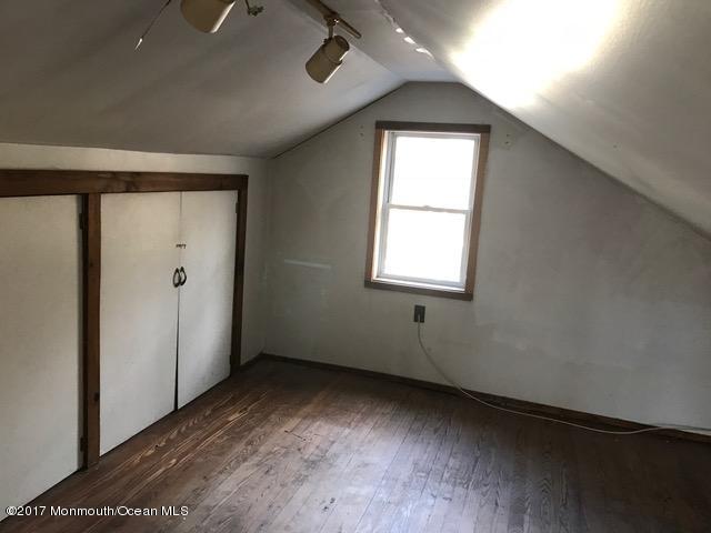 442 Silverton Road Brick, NJ 08723 - Photo 3 of 25 351-520055 attic (3)