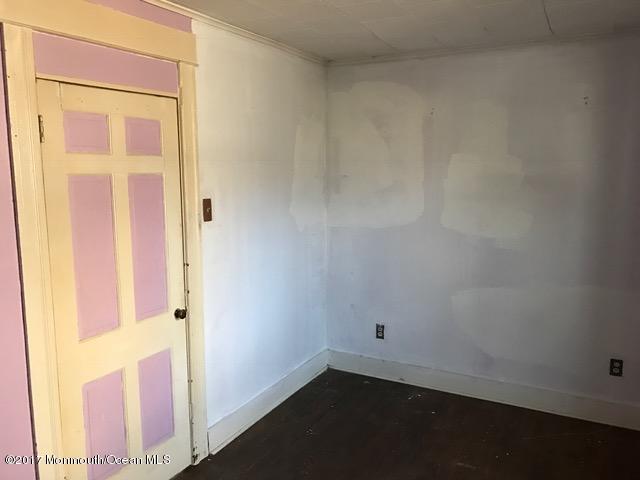 442 Silverton Road Brick, NJ 08723 - Photo 10 of 25 351-520055 bedroom 2
