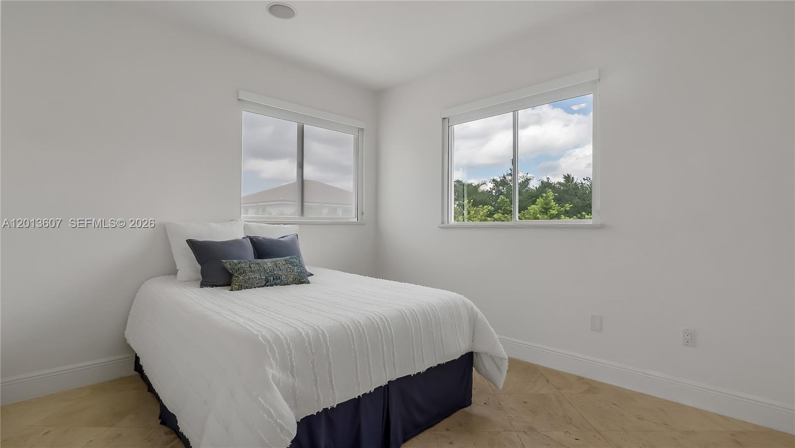 16763 Northwest 77th Path Miami Lakes, FL 33016 - Photo 31 of 63