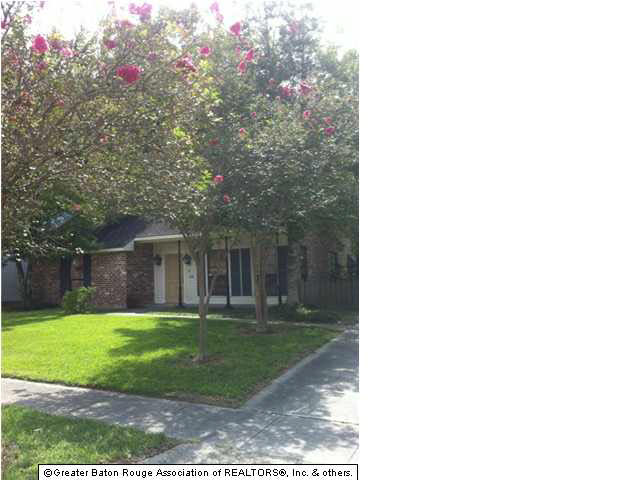 1652 Michel Delving Road Baton Rouge, LA 70810 - Photo 2 of 11 Gallery Image 2