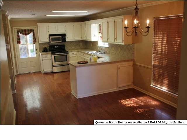 1652 Michel Delving Road Baton Rouge, LA 70810 - Photo 7 of 11 Gallery Image 7