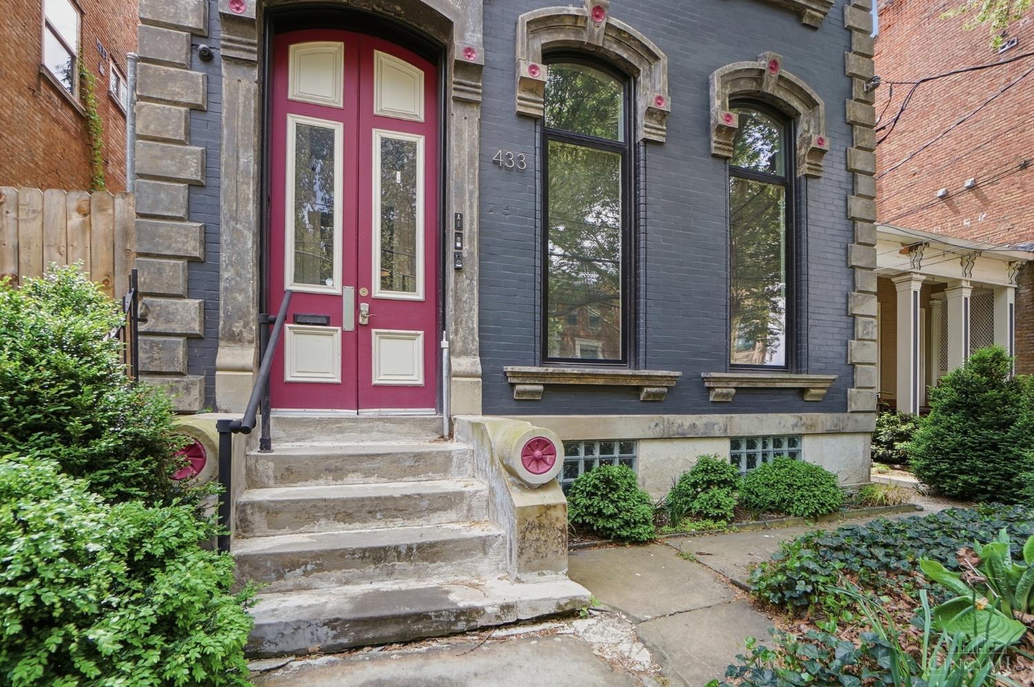 433 Clark Street, Unit B Cincinnati, OH 45203 - Photo 3 of 28