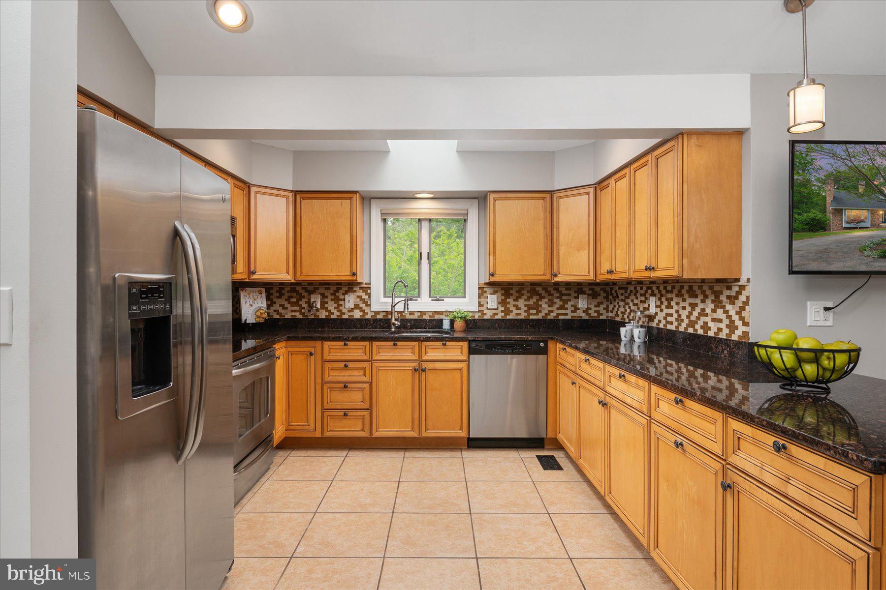 148 Waldo Road Pasadena, MD 21122 - Photo 14 of 55