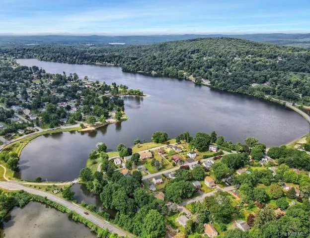 $455,000 | 20 Heathcote Road, Carmel, NY 10512