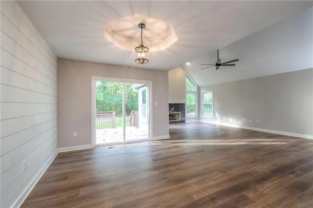 $365,000 | 12611 East 86th Terrace, Kansas City, MO 64138