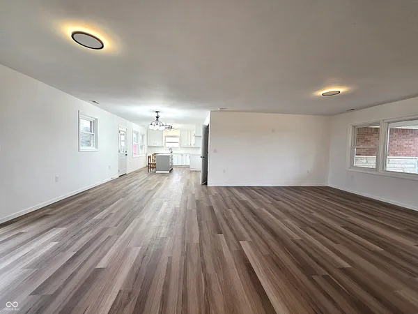 $425,000 | 11 South 1050th Street West, Jamestown, IN 46147