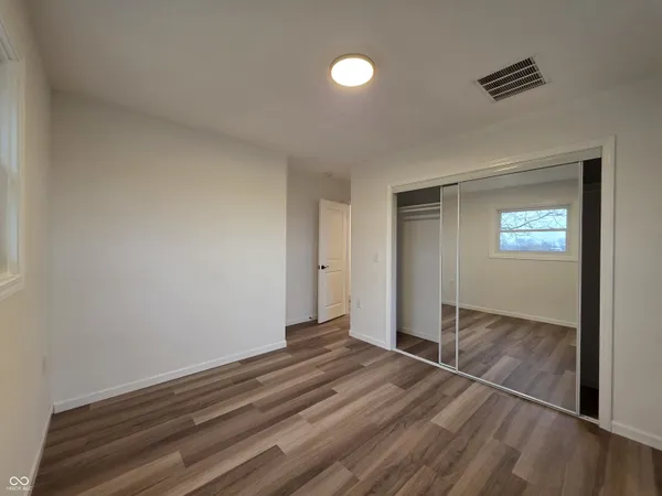 $425,000 | 11 South 1050th Street West, Jamestown, IN 46147