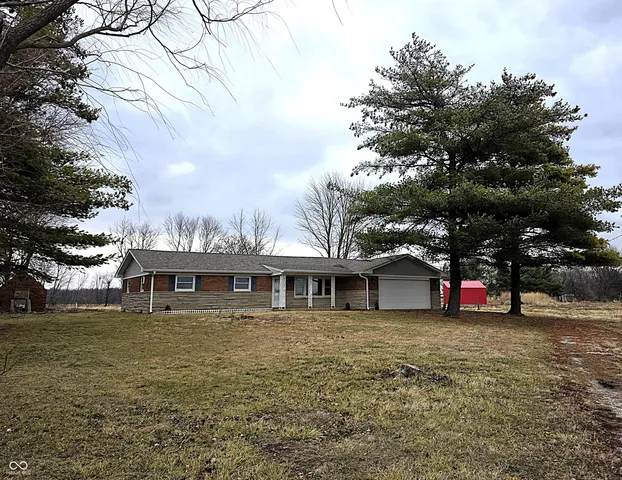 $425,000 | 11 South 1050th Street West, Jamestown, IN 46147