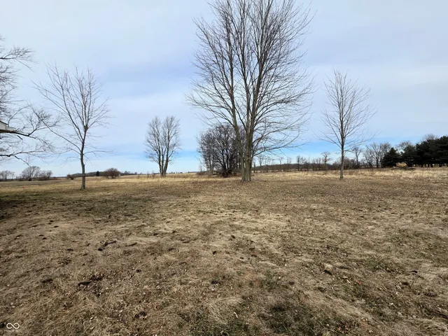 $425,000 | 11 South 1050th Street West, Jamestown, IN 46147