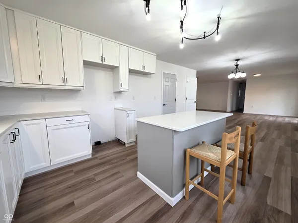 $425,000 | 11 South 1050th Street West, Jamestown, IN 46147