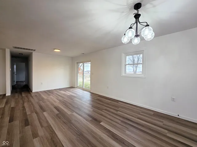 $425,000 | 11 South 1050th Street West, Jamestown, IN 46147