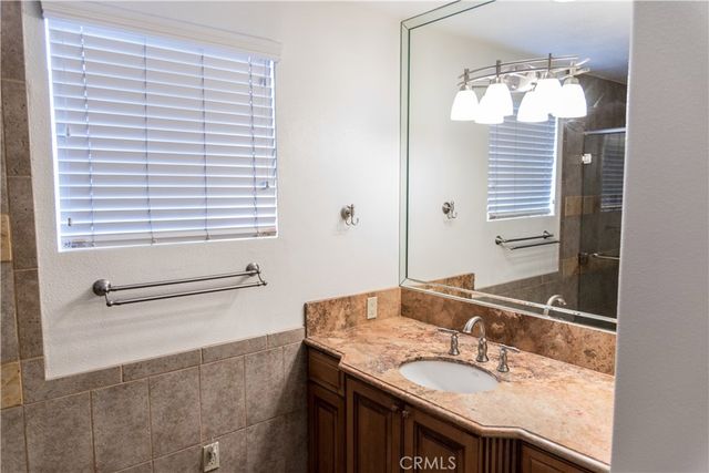 $5,850 | 4947 Fulton Avenue, Sherman Oaks, CA 91423