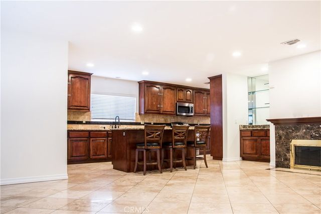 $5,850 | 4947 Fulton Avenue, Sherman Oaks, CA 91423