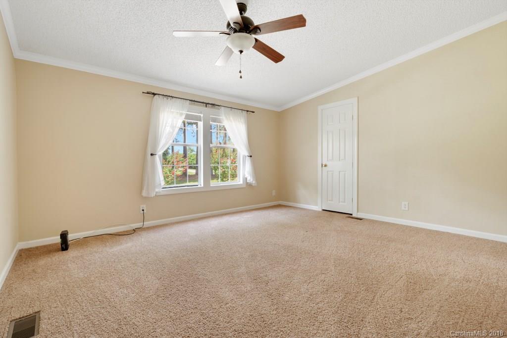 810 George Ratterree Circle Rock Hill, SC 29730 - Photo 8 of 33 Gallery Image 8