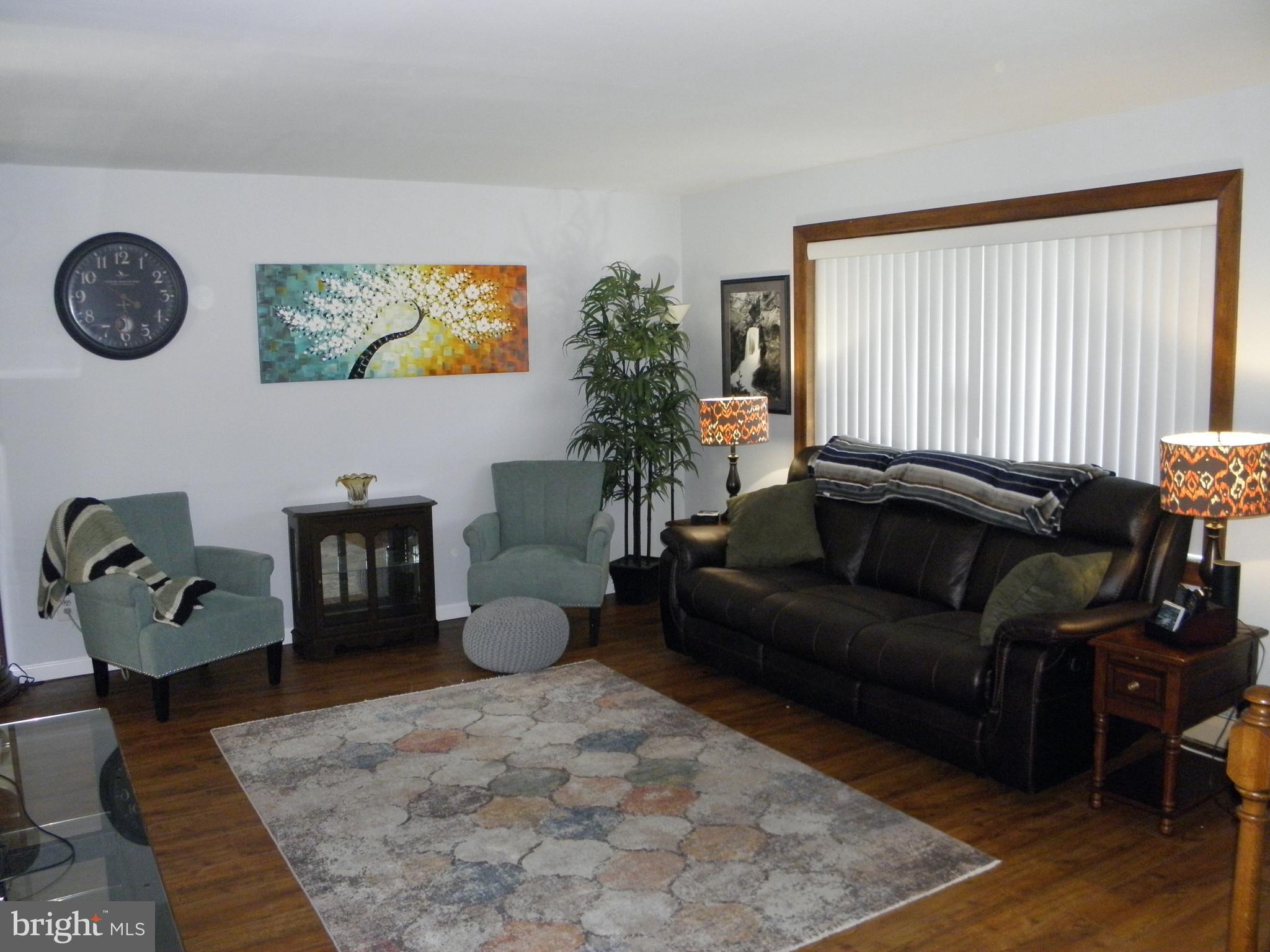 11008 East Keswick Road Philadelphia, PA 19154 - Photo 8 of 30 Gallery Image 8