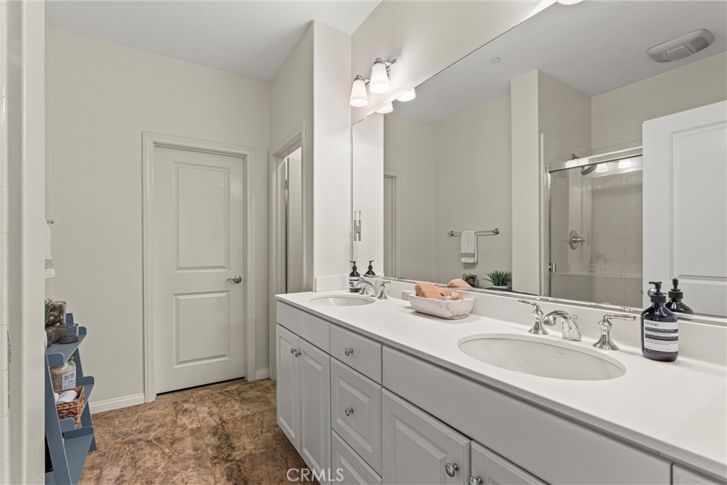 52 Bijou Irvine, CA 92618 - Photo 20 of 33