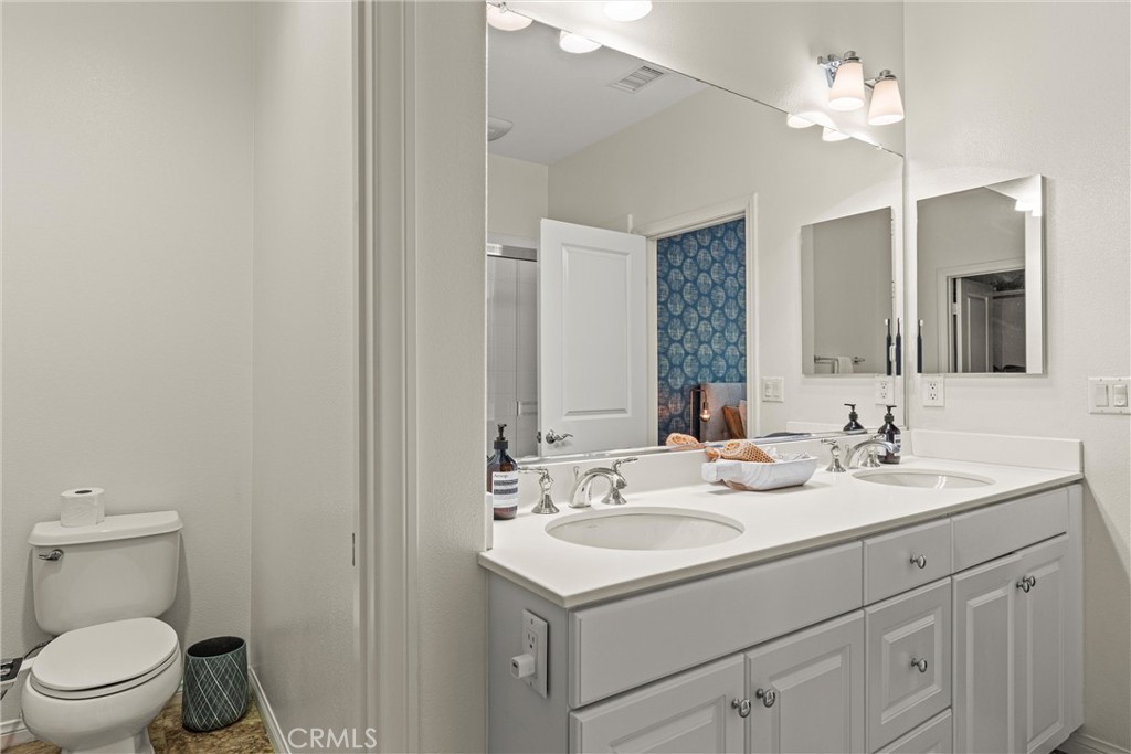 52 Bijou Irvine, CA 92618 - Photo 22 of 33 Upgraded Bidet toilet ~