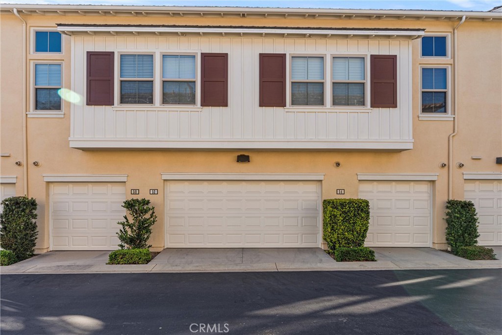 52 Bijou Irvine, CA 92618 - Photo 27 of 33 2 car attached garage ~
