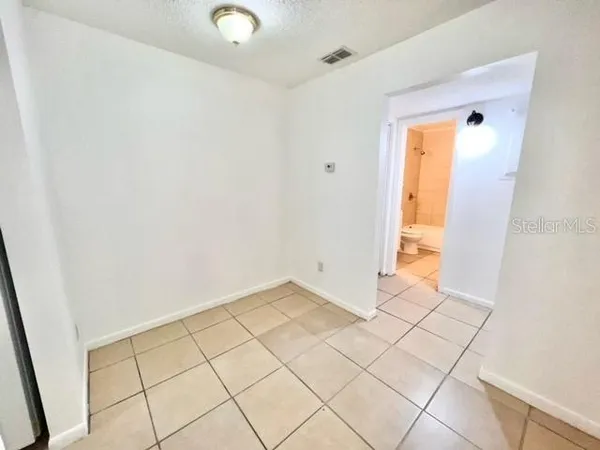 $1,095 | 501 West Ohio Avenue, Unit 19, DeLand, FL 32720
