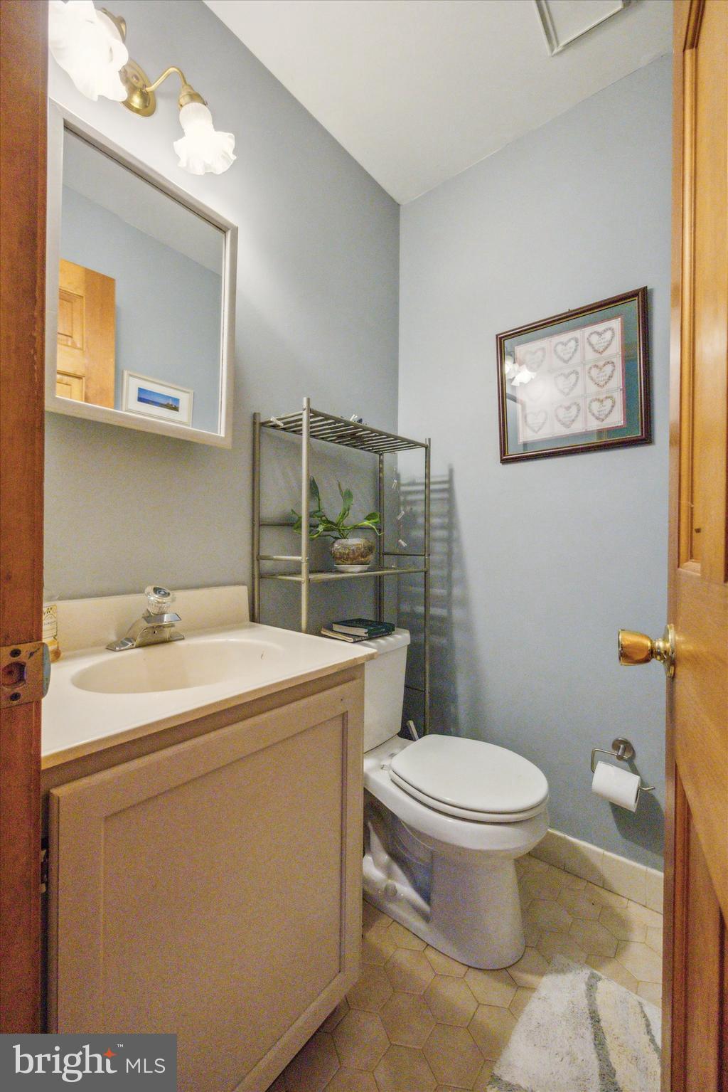 2313 Poplar Road Havertown, PA 19083 - Photo 7 of 25