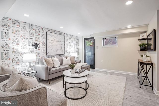 $790,000 | 227 Burgess Avenue, Alexandria, VA 22305