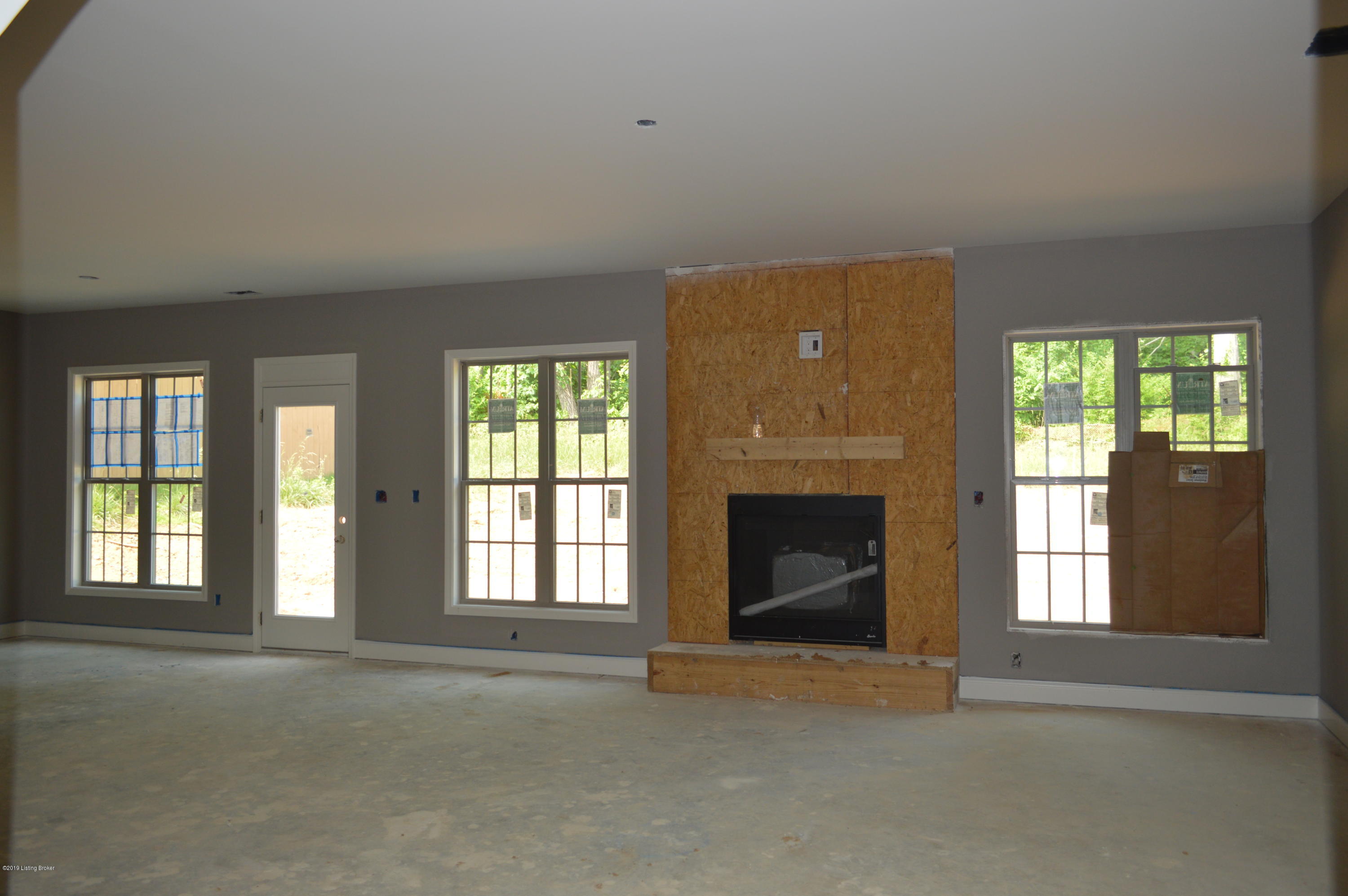 523 Wooded Falls Road Louisville, KY 40243 - Photo 6 of 22 Family room
