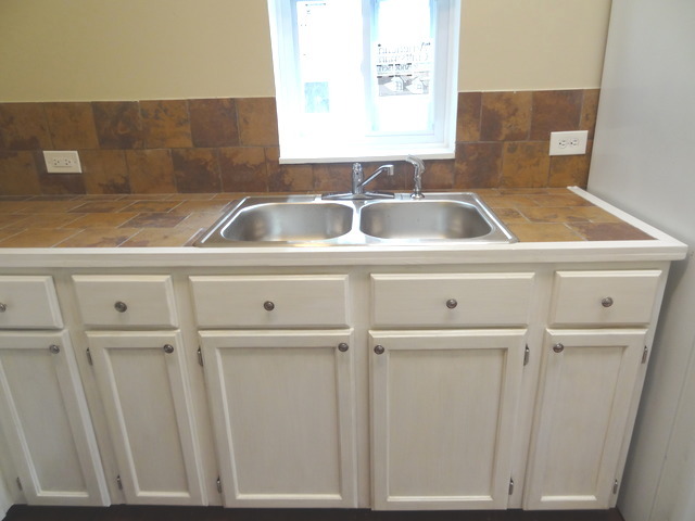 216 Sunnyside Road Lakemoor, IL 60051 - Photo 6 of 18 Gallery Image 6