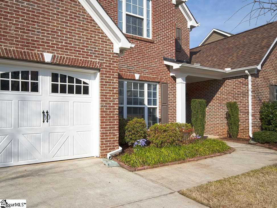 8 Springhead Way Greer, SC 29650 - Photo 3 of 35 Gallery Image 3