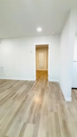 $1,800 | 1960 Northeast 24th Avenue, Pompano Beach, FL 33062