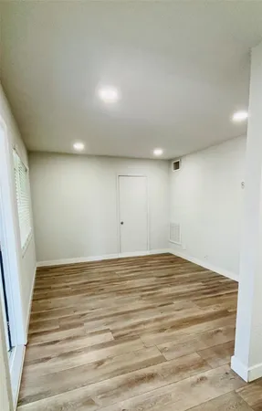 $1,800 | 1960 Northeast 24th Avenue, Pompano Beach, FL 33062