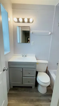 $1,800 | 1960 Northeast 24th Avenue, Pompano Beach, FL 33062