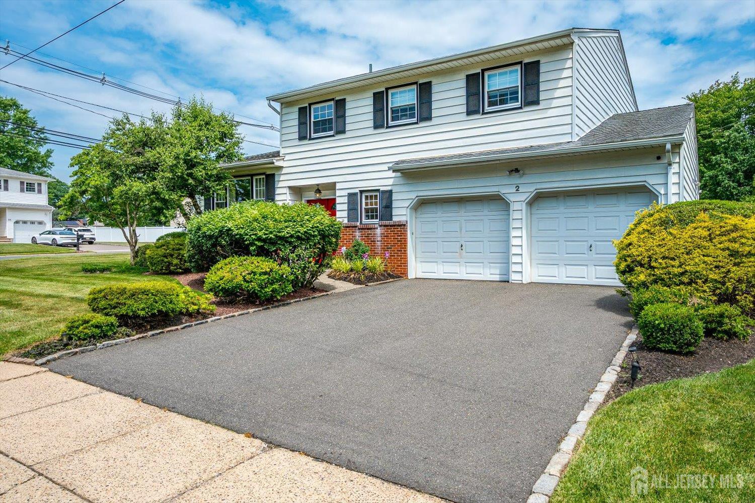 2 Eagle Road Edison, NJ 08820 - Photo 3 of 52