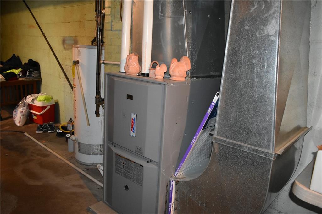 1539 Beechview Avenue Beechview, PA 15216 - Photo 15 of 22