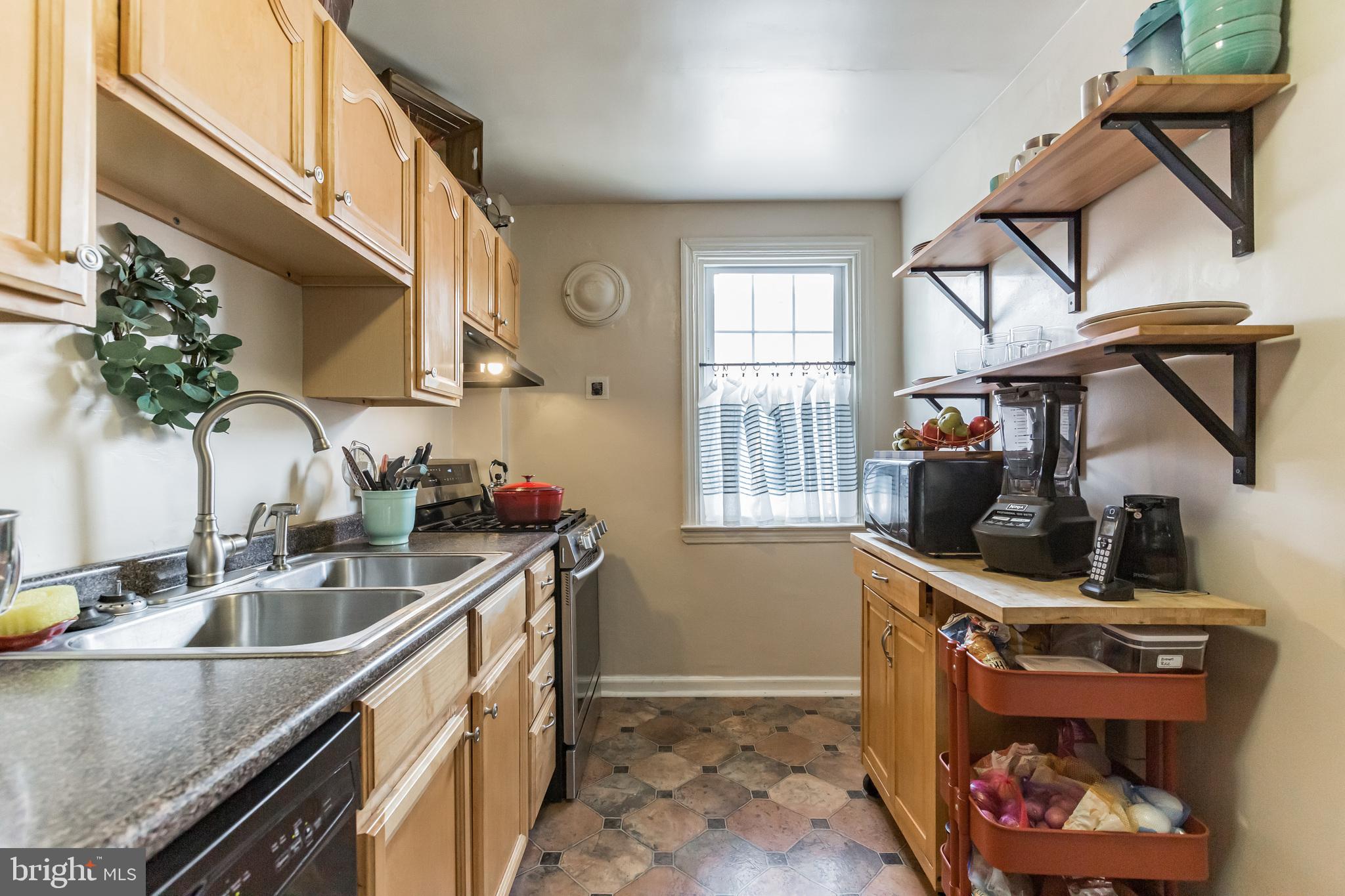 808 Pleasant Road Yeadon, PA 19050 - Photo 6 of 29 Gallery Image 6