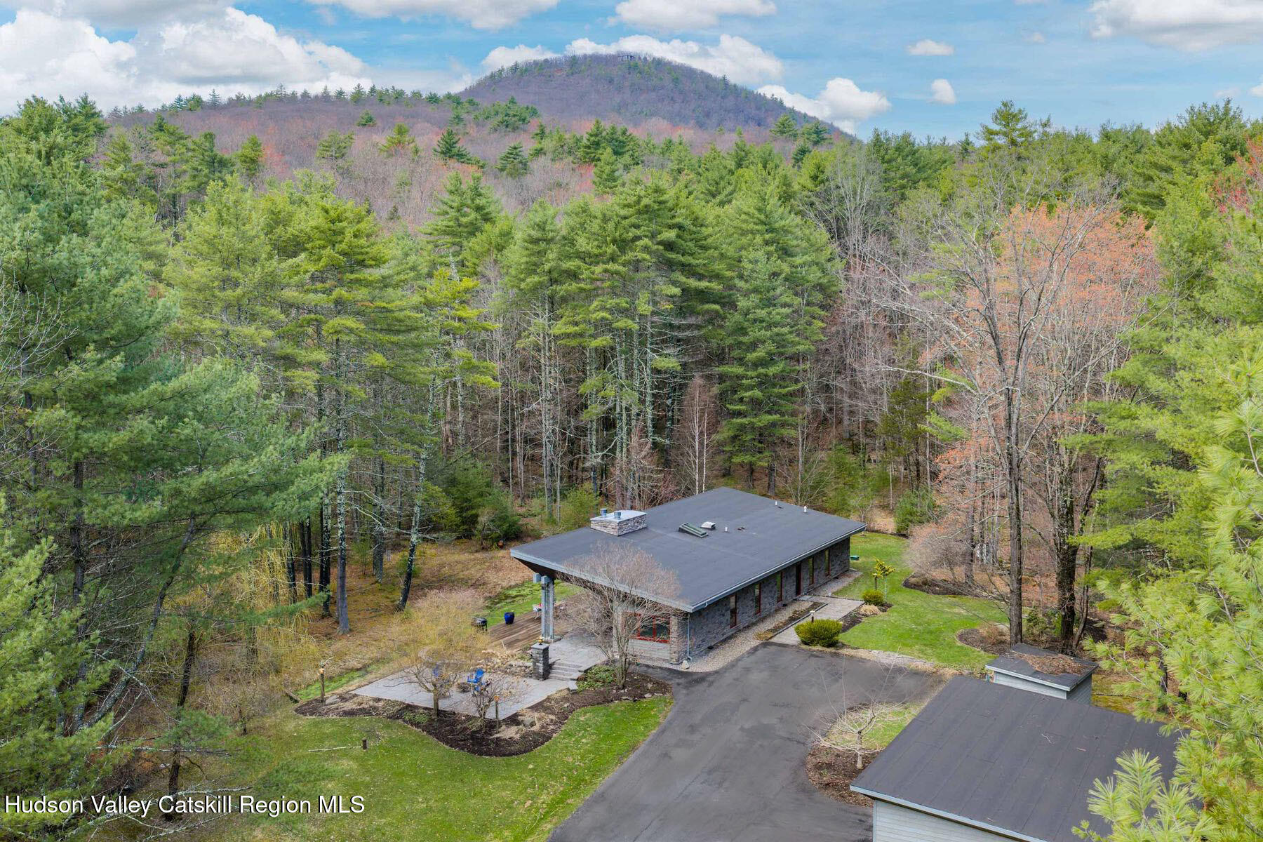 41 Shultis Farm Road Bearsville, NY 12409 - Photo 43 of 47 an aerial view of a house with yard and green space