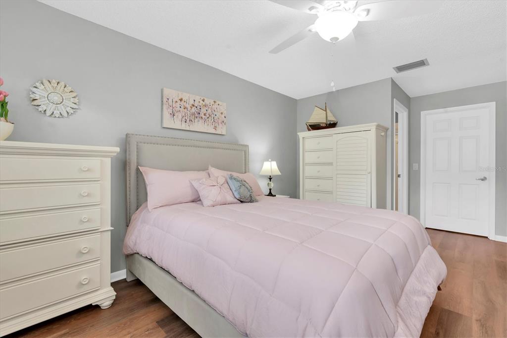 9312 Golf View Drive, Unit 3 New Port Richey, FL 34655 - Photo 16 of 32