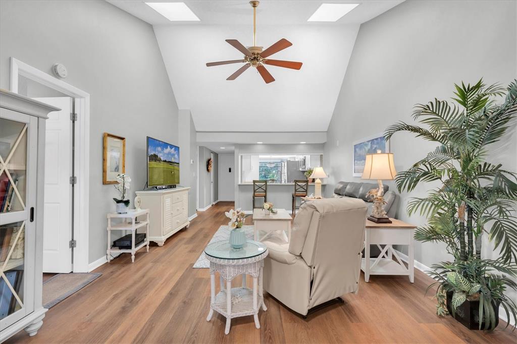 9312 Golf View Drive, Unit 3 New Port Richey, FL 34655 - Photo 6 of 32