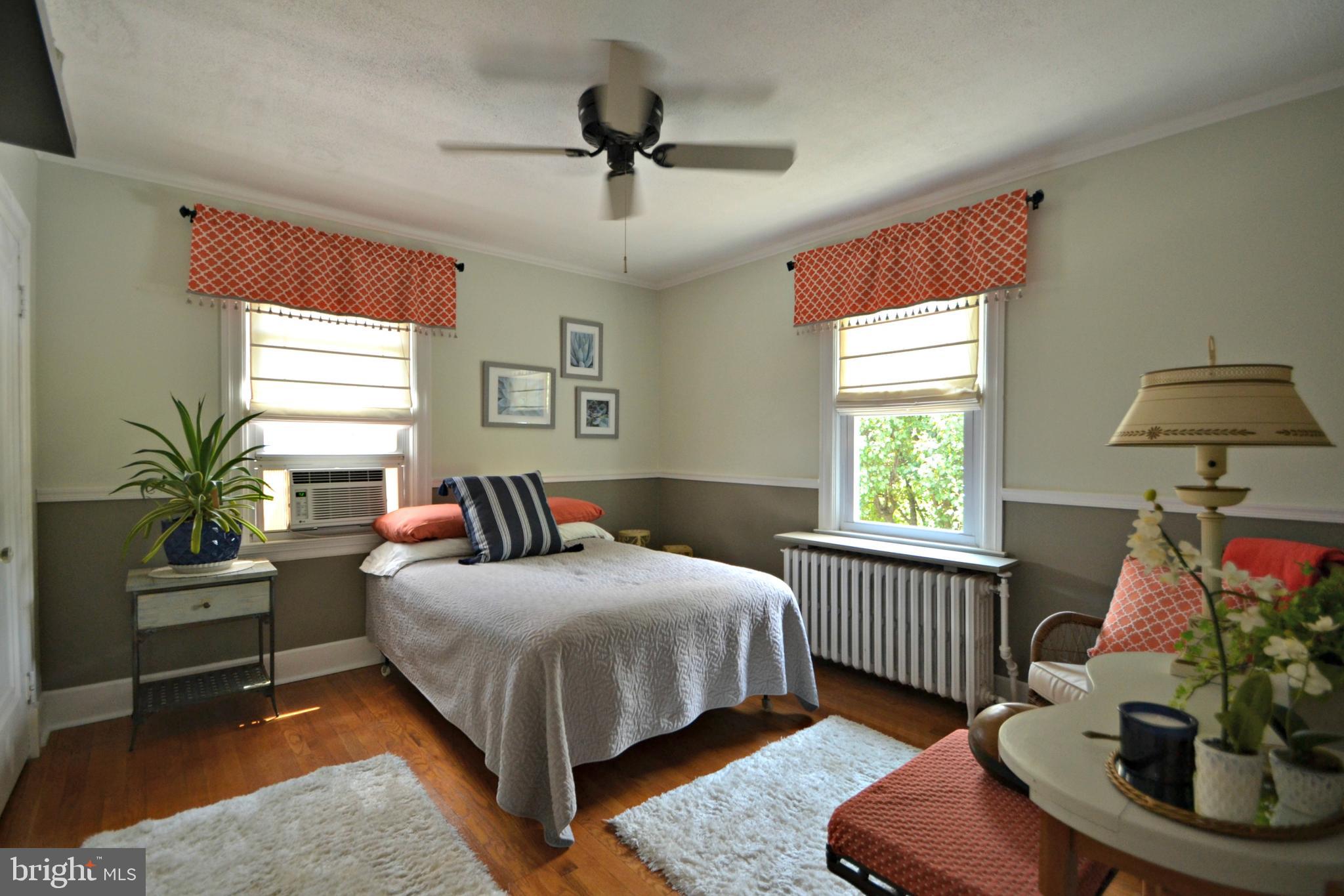 810 Warwick Road Baltimore, MD 21229 - Photo 15 of 40 Bedroom