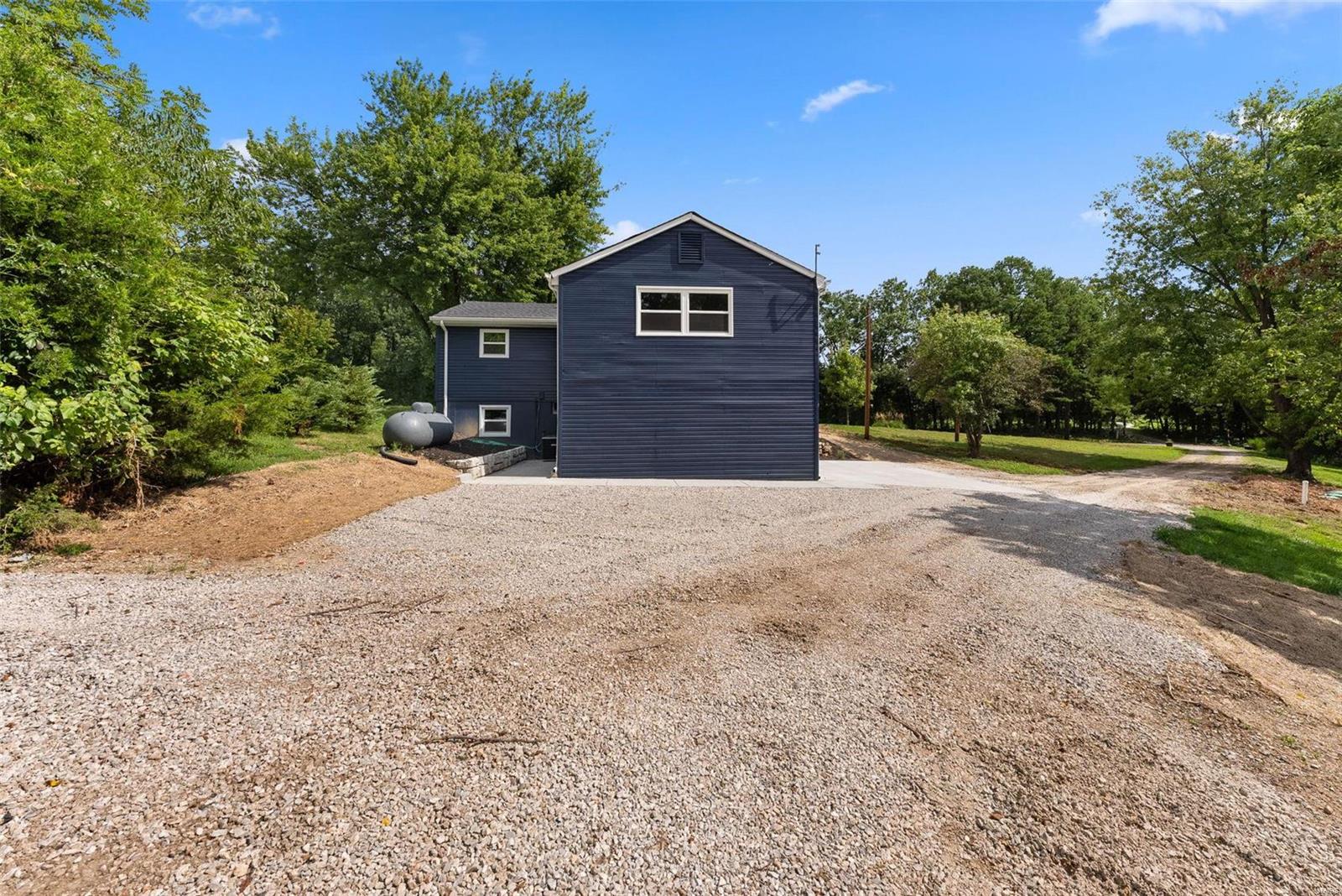 557 Old Colony Road Defiance, MO 63341 - Photo 33 of 35 Gallery Image 33