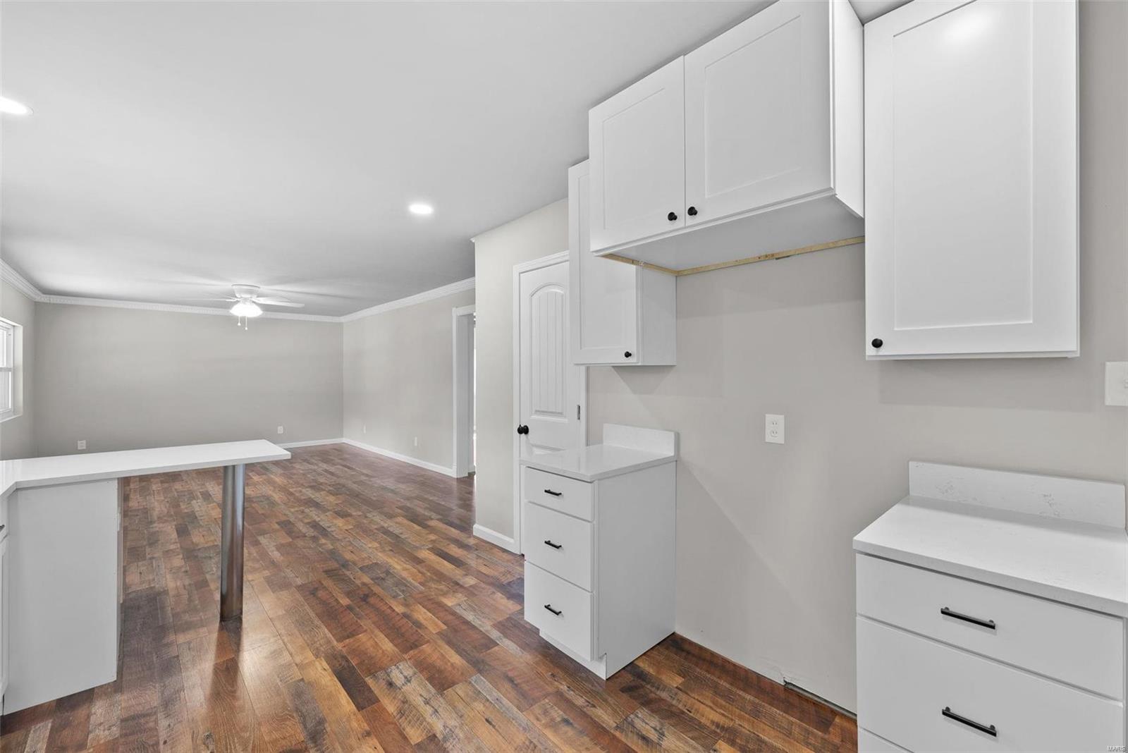 557 Old Colony Road Defiance, MO 63341 - Photo 10 of 35 Gallery Image 10