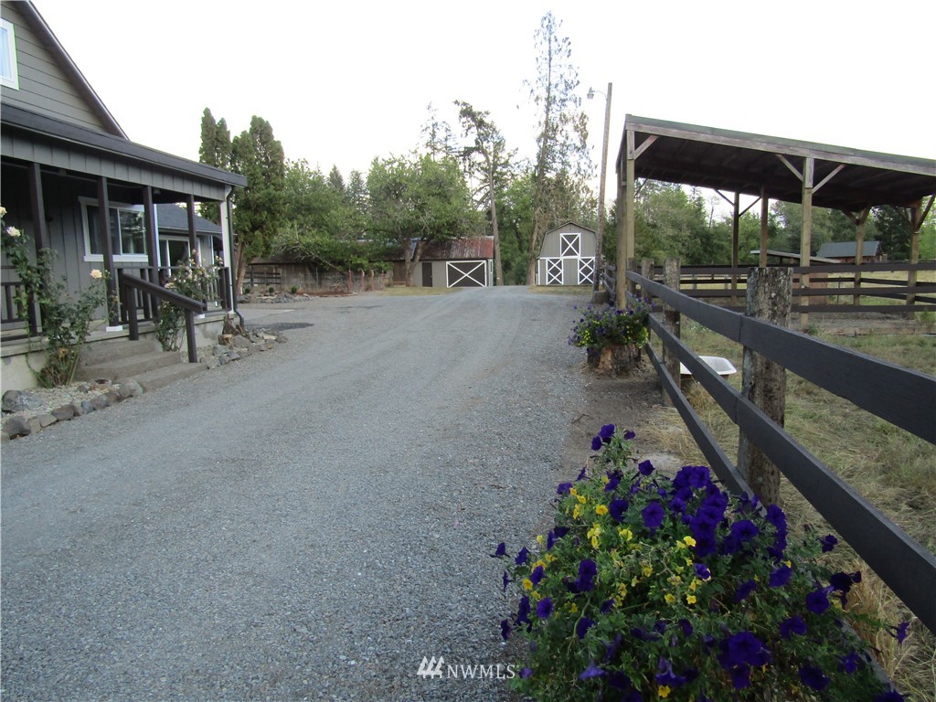 499 Tucker Road Toledo, WA 98591 - Photo 7 of 25