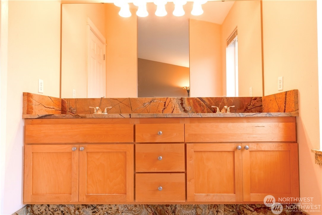 2009 196th Street Southeast, Unit D 303 Bothell, WA 98012 - Photo 3 of 32