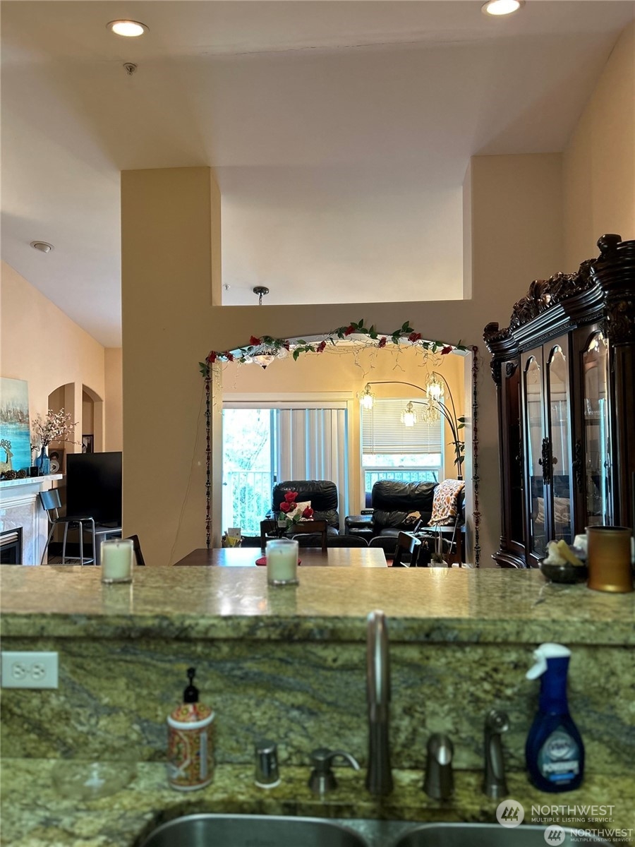 2009 196th Street Southeast, Unit D 303 Bothell, WA 98012 - Photo 7 of 32